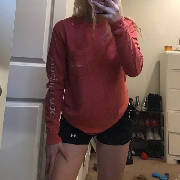 Vineyard Vines Long Sleeve - Picture 4 of 4